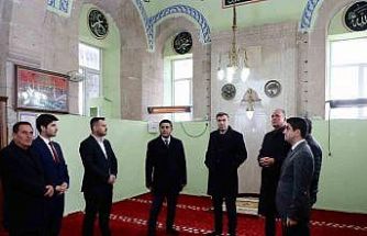 Vali Akmeşe Altunhisar’da vatandaş ve esnafla buluştu