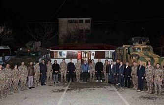 Vali Aydoğdu, Özel Harekat Şube Müdürlüğü personeliyle sahurda buluştu