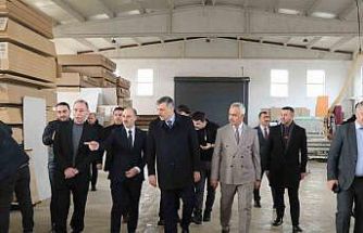 Vali Çiftçi’den Oltu çıkarması