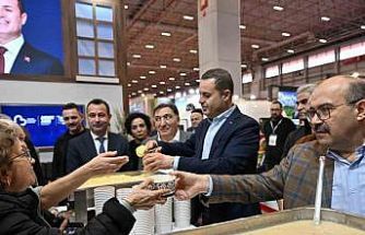 Vali İsmail Ustaoğlu, EMITT’te Balıkesir standına hayran kaldı