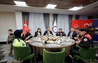 Vali Masatlı, polis teşkilatıyla iftar sofrasında bir araya geldi