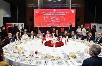 Vali Yılmaz, şehit yakınları ve gazilerle "Büyük Aile Sofrası"nda buluştu