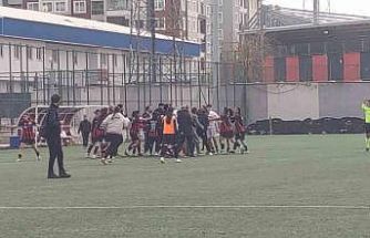 Van’da maç bitti yumruklar konuştu