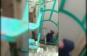 Vicdanları tonlarca suyun boşa akmasına izin vermedi, DSİ’nin yapması gerekeni kendileri yaptı