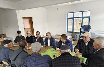 Yenipazar’da vatandaşlarla birebir temas