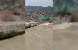 Yoğun yağışlar nedeni ile dereler taştı