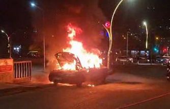 Yozgat’ta otomobil alev alev yandı
