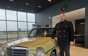 25 bin liraya aldı, 1 milyon lira harcadı: Ordulu klasik tutkunu yarım asırlık aracı fabrikadan çıktığı ilk günkü haline döndürdü