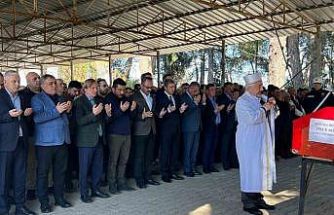 72 yaşında hayatını kaybeden emekli Vali Yardımcısı son yolculuğuna uğurlandı