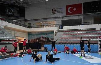 A Milli Kadın Hentbol Takımı, Çekya maçının hazırlıklarını Kastamonu’da sürdürdü
