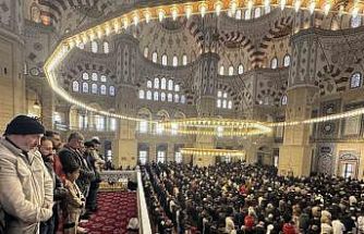 Adana’da bayram namazı kılındı