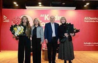 Adana’da "Cumhuriyet Işığında Edebiyat ve Kadın" söyleşisi