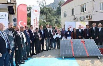 Adana’da konargöçer kadınlara taşınabilir enerji desteği