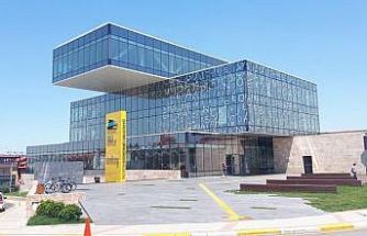 AK Parti Denizli İl Başkanı Subaşıoğlu: "Biz yaptık, siz de yapın. Pamukkale’nin gençlerini kütüphanesiz bırakmayın"