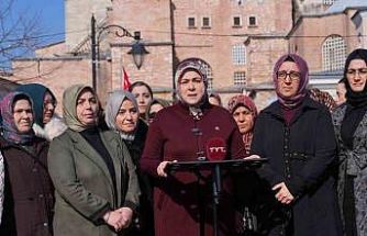 AK Parti Kadın Kolları’nın 300 bini aşkın hatminin duası Ayasofya’da yapıldı