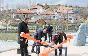 Akdağmadeni’nde bahar mesaisi: park ve bahçeler yenileniyor
