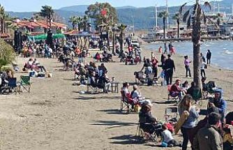 Akyaka’da 8 Mart kutlaması renkli görüntülere sahne oldu