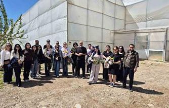 Alanya’da üniversiteli öğrencilerden tropikal bahçelere teknik gezi