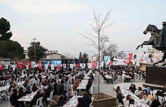 Alaşehir’de yüzlerce kişi iftarda buluştu