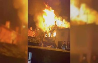 Alevlere teslim olan iki katlı ev kullanılmaz hale geldi