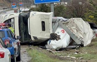 Almanya’dan Türkmenistan’a giden tır Samsun’da devrildi: 1 yaralı