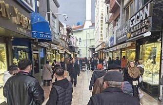 Altına rağbet devam ediyor