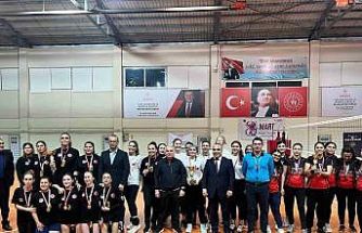 Anamur’da Kadınlar Günü Voleybol Turnuvası tamamlandı