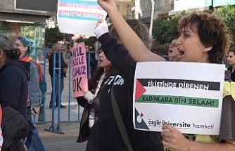 Antalya’da 8 Mart Dünya Kadınlar Günü yürüyüşü