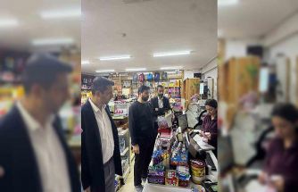 Antalya’da asırlık ‘Zimem Defteri’ geleneği 12 yıldır esnafa ve ihtiyaç sahibine can suyu oldu