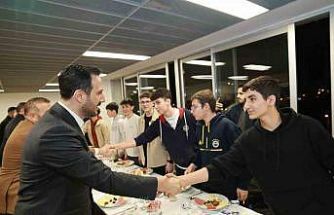 Arnavutköy’de Ramazan coşkusuna AK Parti İstanbul İl Başkanı Abdullah Özdemir eşlik etti