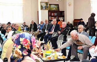 Atık kumaşlar huzurevine umut oldu