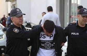 Ayağıyla araç sürdü: Ev hapsi ve her türlü motorlu araç kullanmama cezası aldı