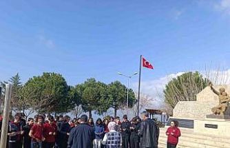 Aydın’da öğrenciler şehitleri andı