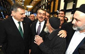 Bakan Çiftçi ve Bakan Tekin, Erzurum’da 4 bin kişiyle iftarda buluştu