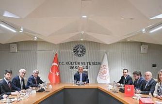 Bakan Ersoy’dan 2026 turizmi için kritik toplantı