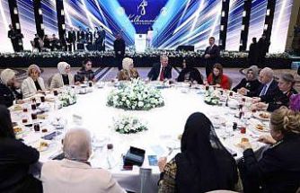 Bakan Göktaş: "Genç kızlarımızın önünü açmayı Türkiye Yüzyılı beşeri sermayesini güçlendiren stratejik bir adım olarak görüyoruz"