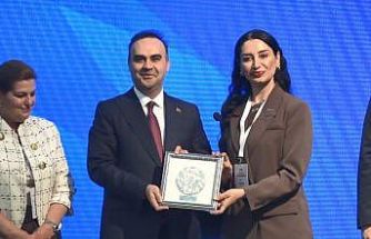 Bakan Kacır: "KOBİ’lerimize ve büyük ölçekli firmalarımıza, 50 milyon liraya kadar finansman sunuyoruz"