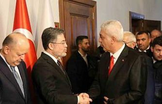 Bakan Yumaklı memleketi Kastamonu’da vatandaşlarla bayramlaştı