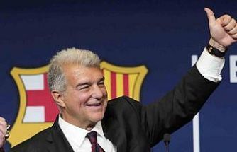 Barcelona’da Joan Laporta, yeniden başkan seçildi