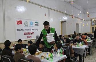 Başiskele Belediyesinden Suriye’de iftar sofrası