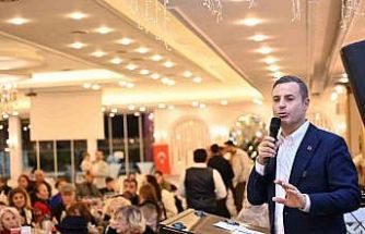 Başkan Ahmet Akın, İstanbul’daki Balıkesirliler ile kucaklaştı