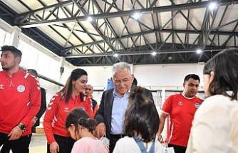 Başkan Büyükkılıç, Sevgi Evleri’nde düzenlenen bayramlaşmaya katıldı