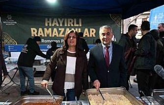 Başkan Çerçioğlu, ADÜ öğrencileri ile iftarda bir araya geldi