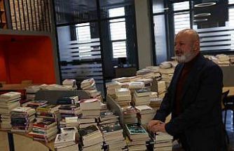 Başkan Çolakbayrakdar: "Kütüphaneler haftası vesilesiyle bilgiyle büyüyen bir şehir inşa ediyoruz"