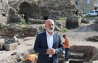 Başkan Çolakbayrakdar: "Şehrimizin ilk medresesi, şehir akademisi kimliğiyle yeniden hayat bulacak"