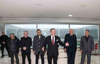 Başkan Koloğlu ilk belediye personelleri ile bayramlaştı