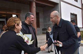 Başkan Zencirci, hastane çıkışı eve uğramadan belediyeye uğradı