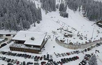 Batı Karadeniz’in en uzun pistine sahip Ilgaz Dağı, bayram tatilinde kayak severleri ağırlayacak