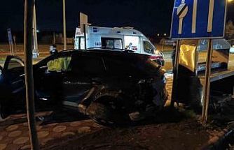 Batman’da iki otomobil kafa kafaya çarpıştı: 1 yaralı