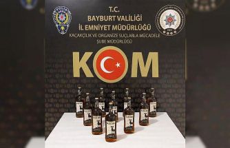 Bayburt’ta 10 litre kaçak alkol ele geçirildi